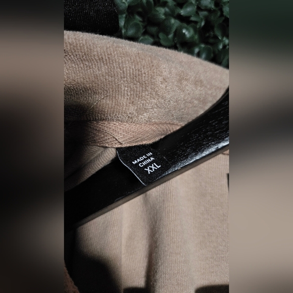 Tan Short Sleeve Button-Up Shirt - Picture 5 of 5